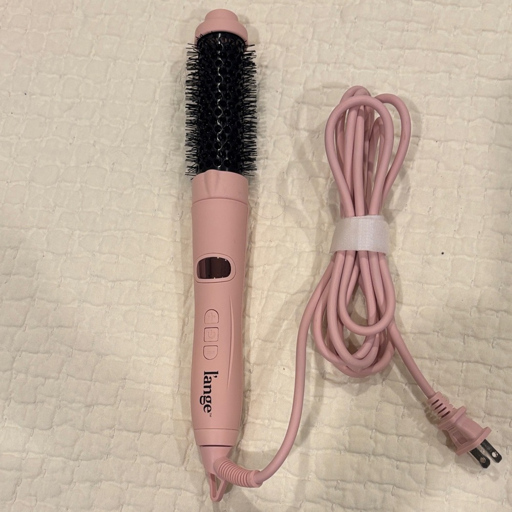 Lange Soft Pink Hair Styling Tool